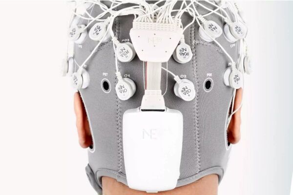 无线干电极脑电系统Enobio - 图片 3